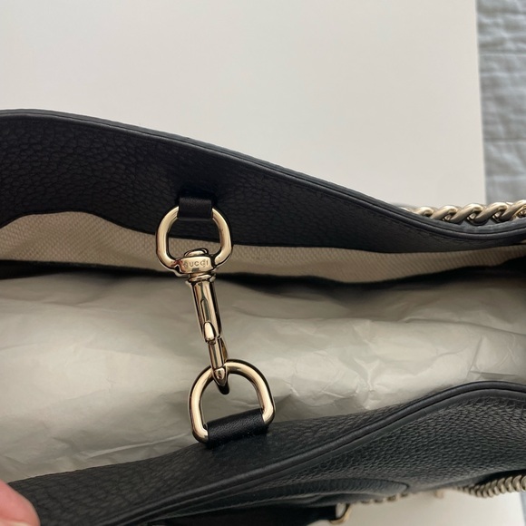 GUCCI Medium SoHo Chain Tote - Picture 13 of 16